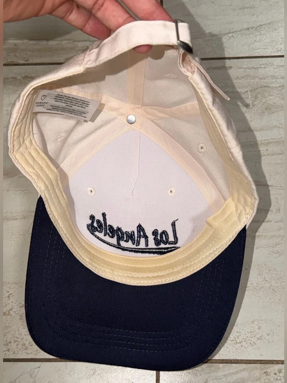Los Angeles Script Baseball Cap - Off White & Navy